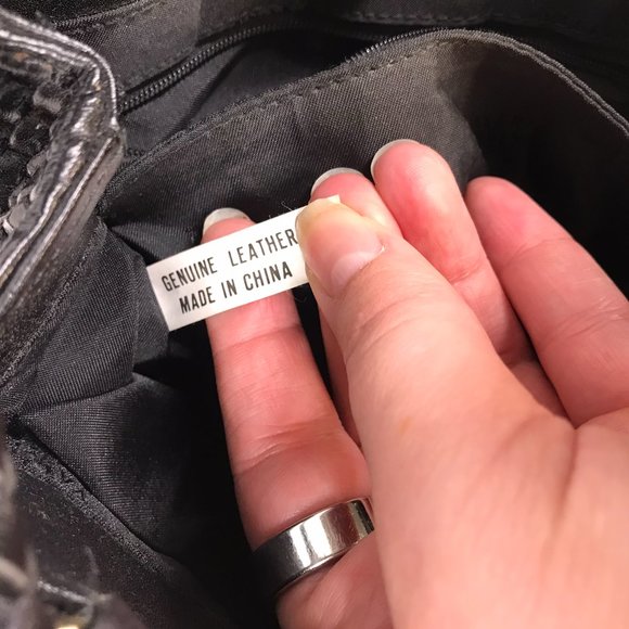 Vintage Valerie Steven Black Woven Leather Gold Hardware Shoulder bag - Picture 8 of 11